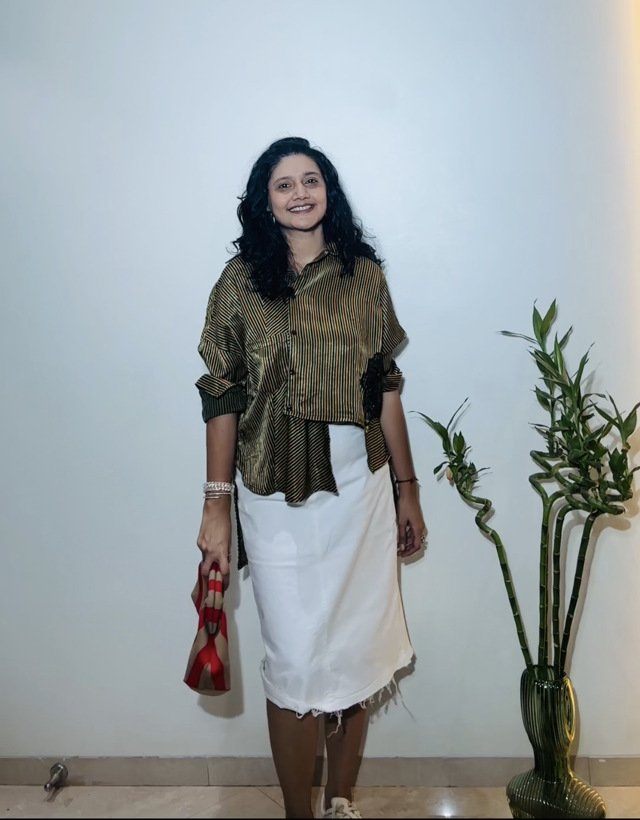 Rekha | Anti-Fit Shirt | Olive