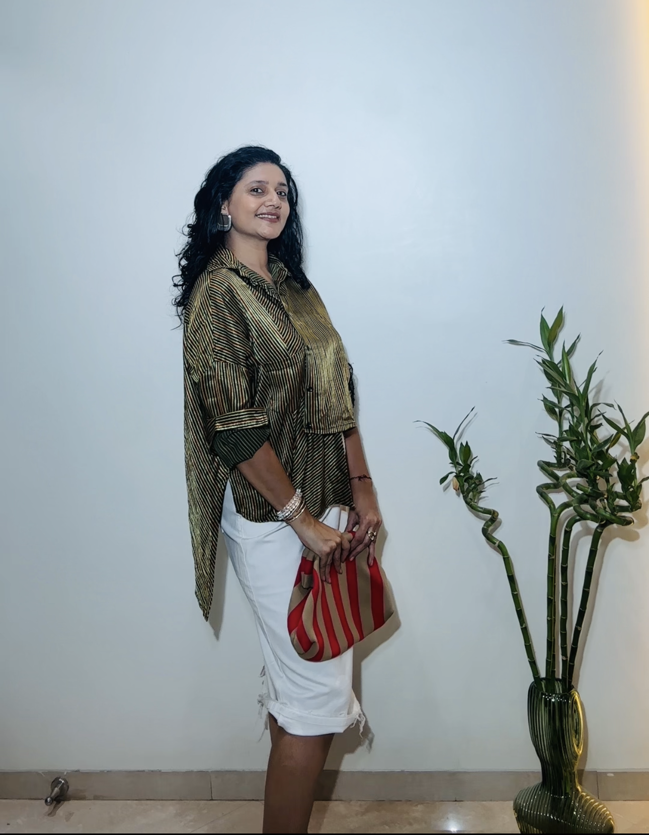 Rekha | Anti-Fit Shirt | Olive - Image 2